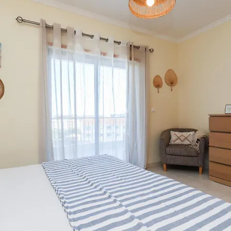 Charming Flat 10 Min Walk To Beach Appartement Albufeira