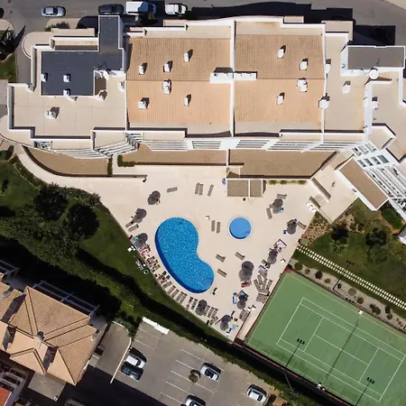 Charming Flat 10 Min Walk To Beach *