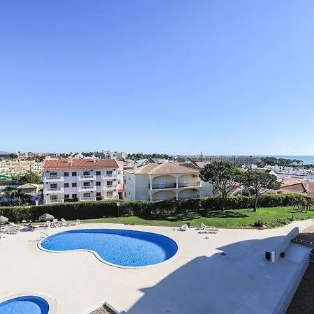 Charming Flat 10 Min Walk To Beach Appartement *