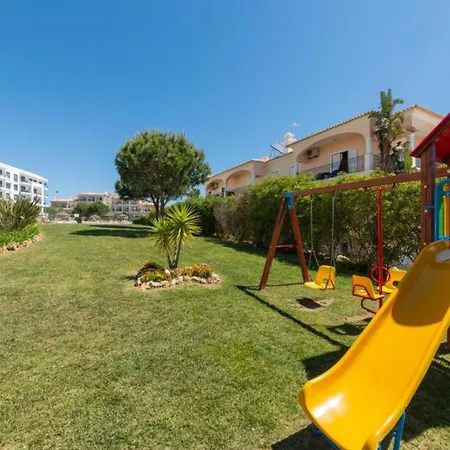 Charming Flat 10 Min Walk To Appartement